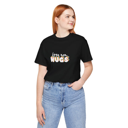 Free Mom Hugs T-shirt - T-Shirt - The Lucky Wombat