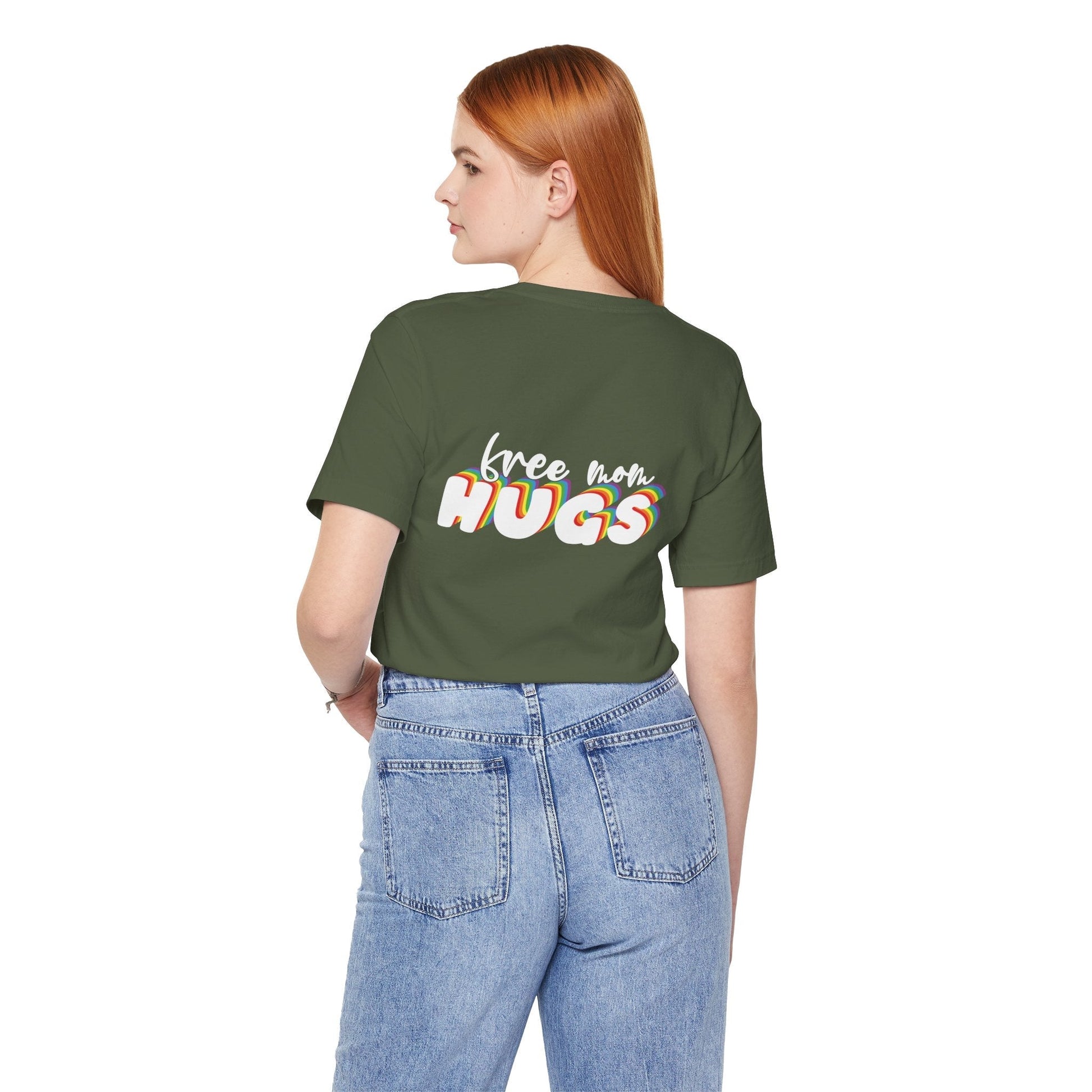 Free Mom Hugs T-shirt - T-Shirt - The Lucky Wombat