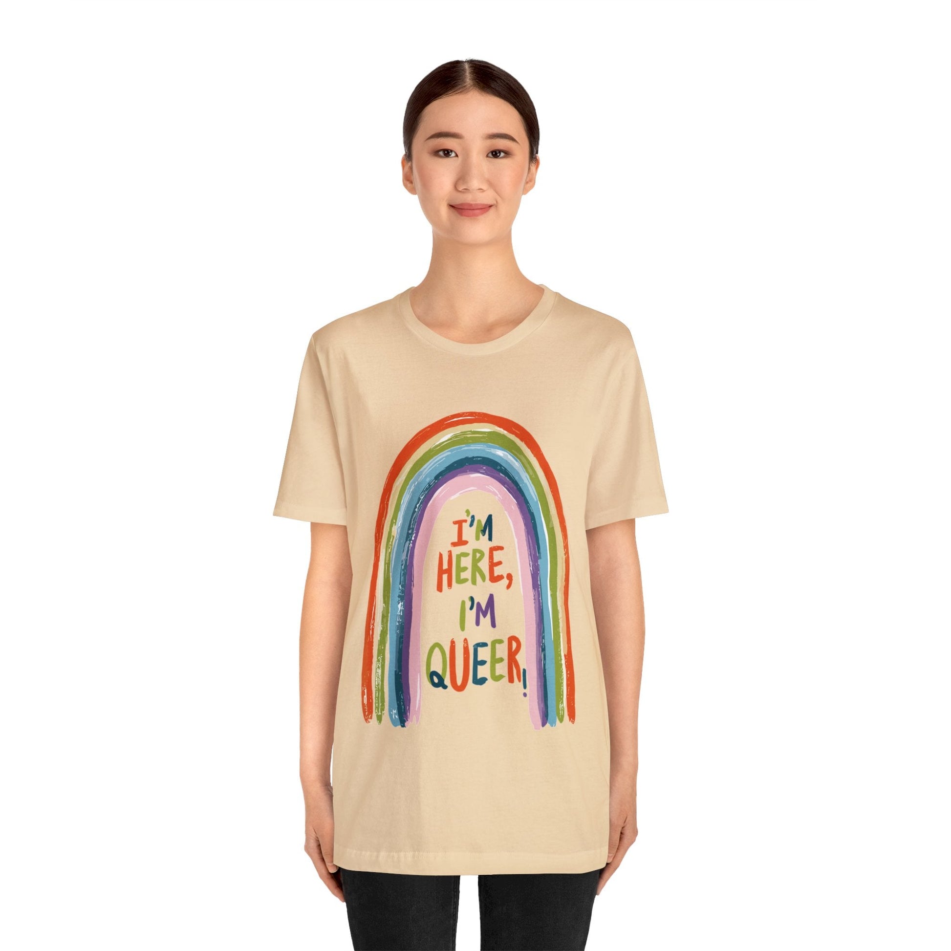 I'm here, I'm queer - Unisex T-shirt - T-Shirt - The Lucky Wombat